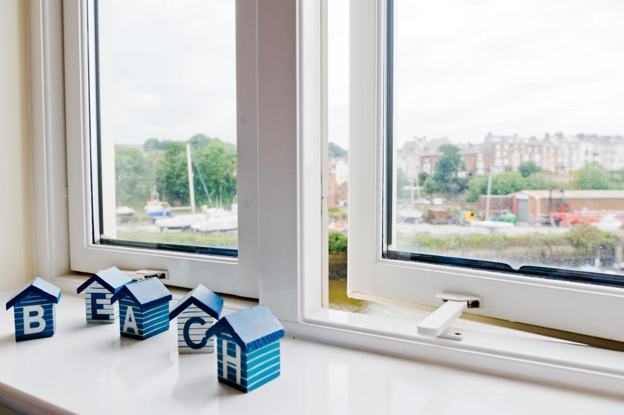 Watermark Apartments Уитби Стая снимка