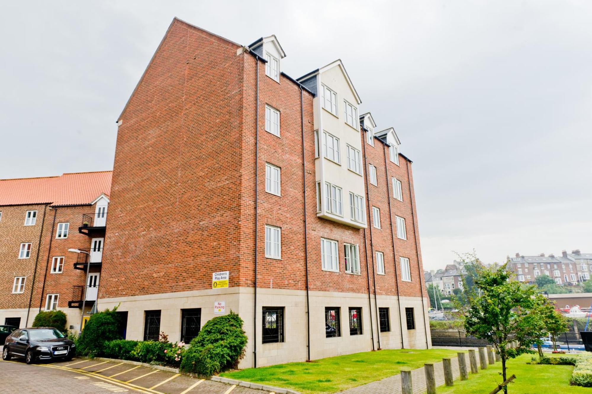 Watermark Apartments Уитби Стая снимка